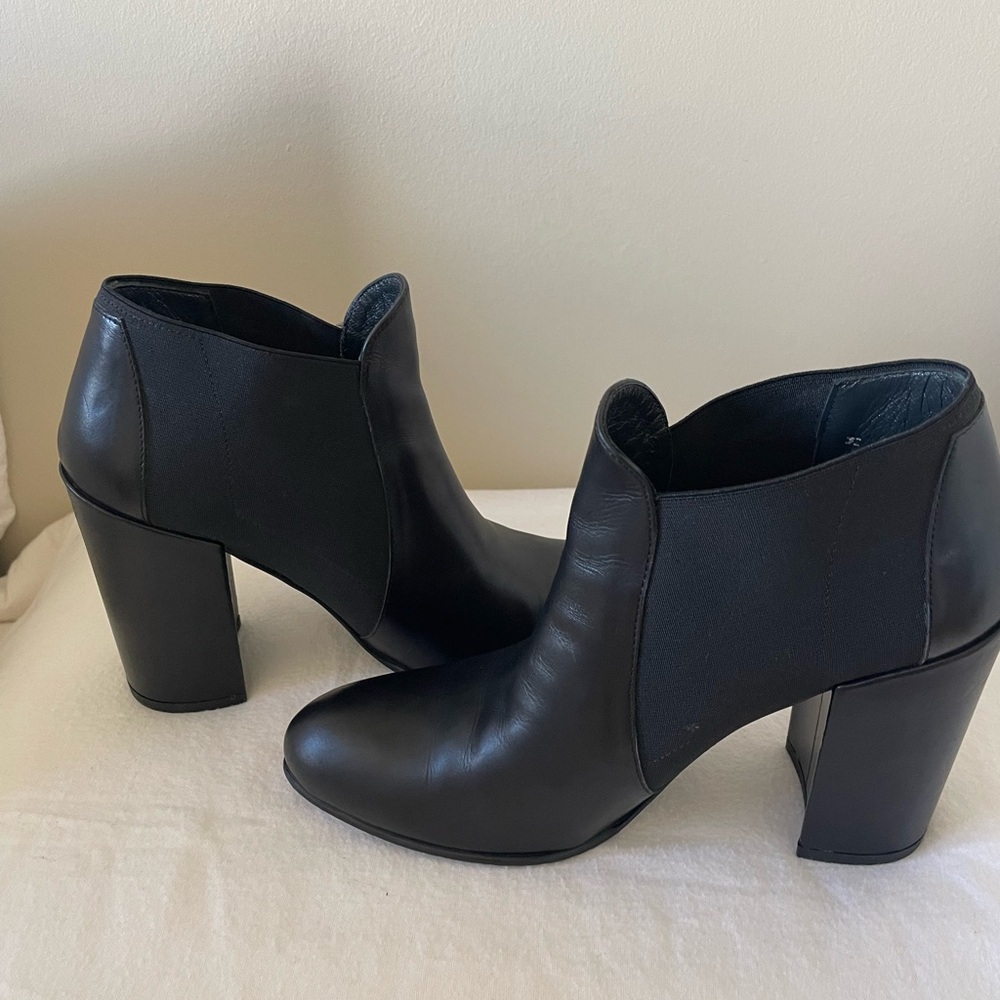 Stuart Weitzman Black Leather Ankle Booties - Picture 7 of 11
